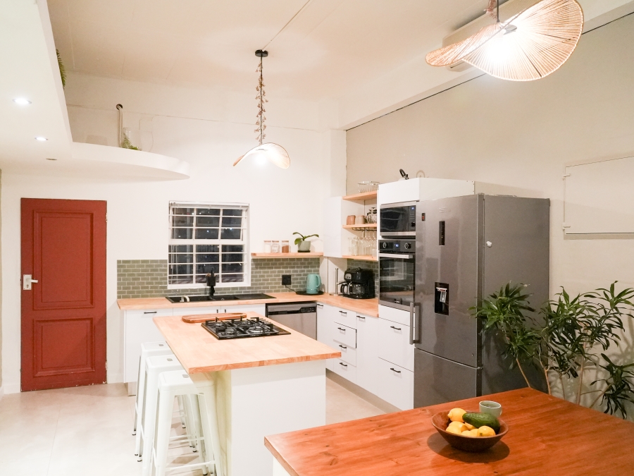 To Let 4 Bedroom Property for Rent in Cape Town City Centre Western Cape